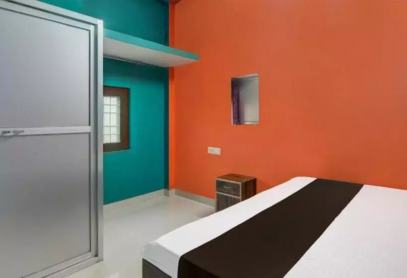 Hotelli Oyo Arya Paradise