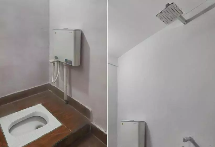 Hotelli Oyo Arya Paradise