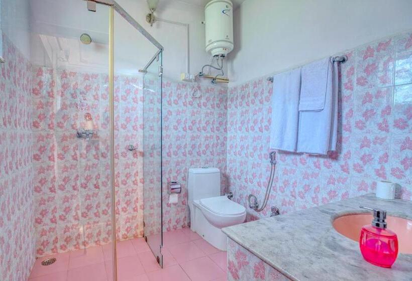 Hotel Play Ikshana Palette