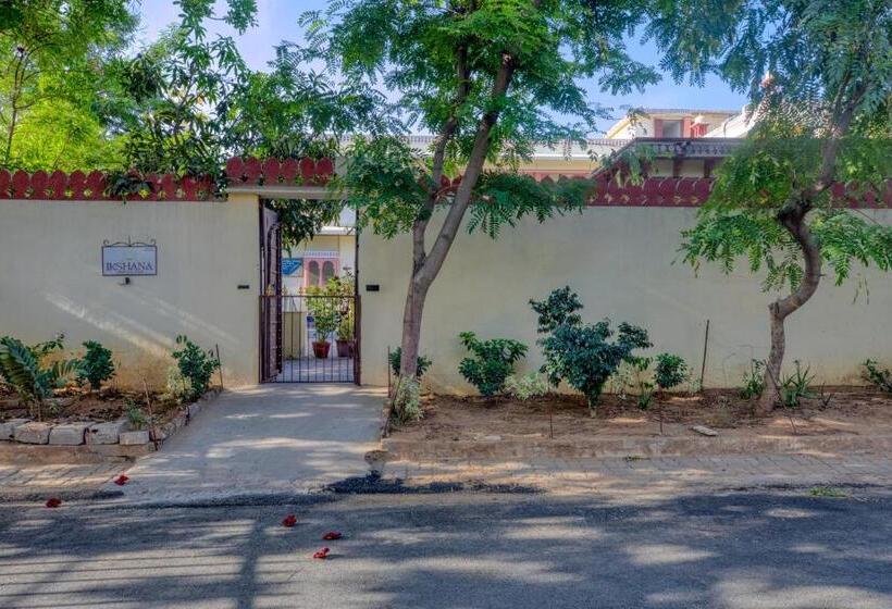 Hotel Play Ikshana Palette