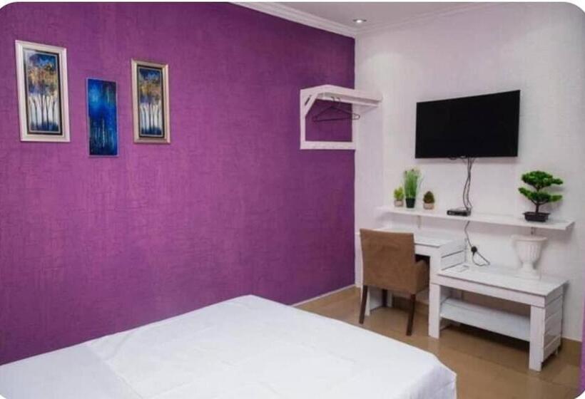 فندق Serenity Beach Resort