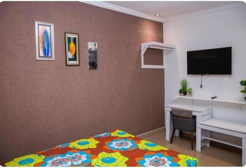 فندق Serenity Beach Resort