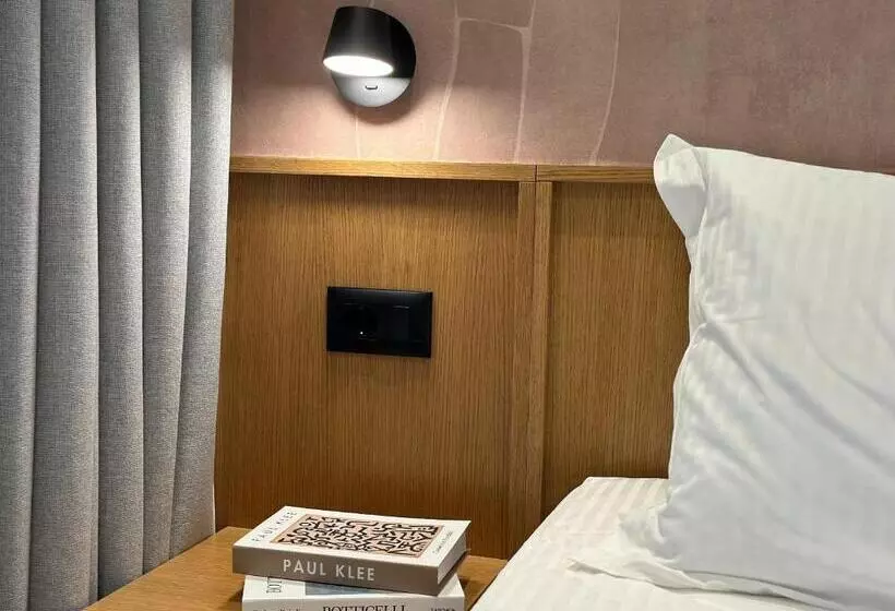 ホテル Serenity Rooms
