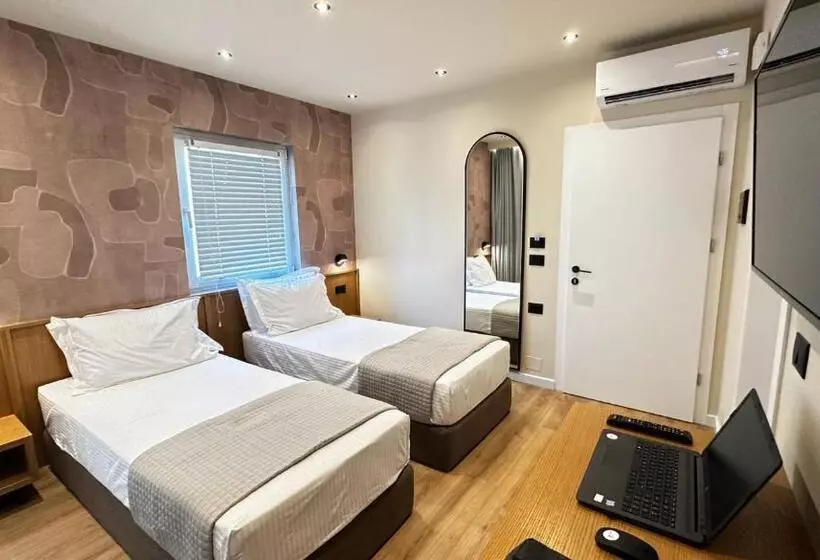 ホテル Serenity Rooms