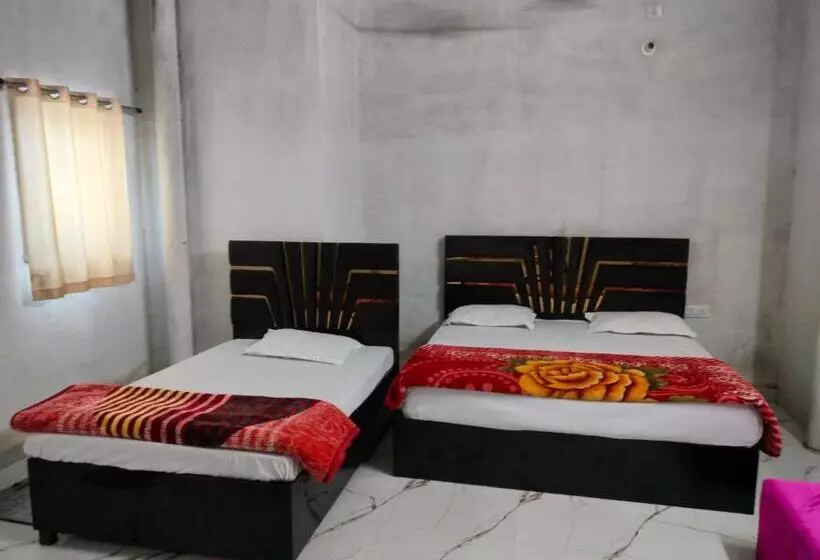 ホテル Shree Agarwal Palace