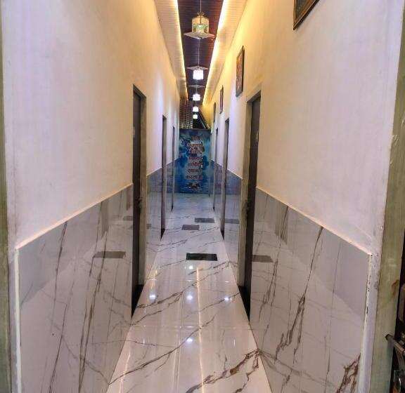 Hotel Shree Agarwal Palace