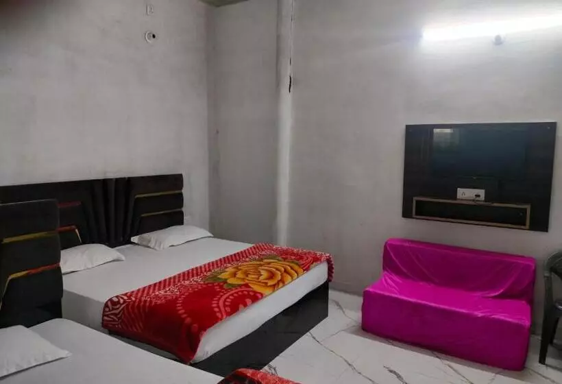 ホテル Shree Agarwal Palace
