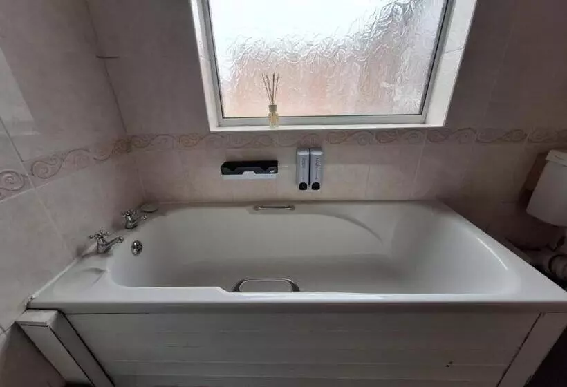 ペンション Cinematic Journeys