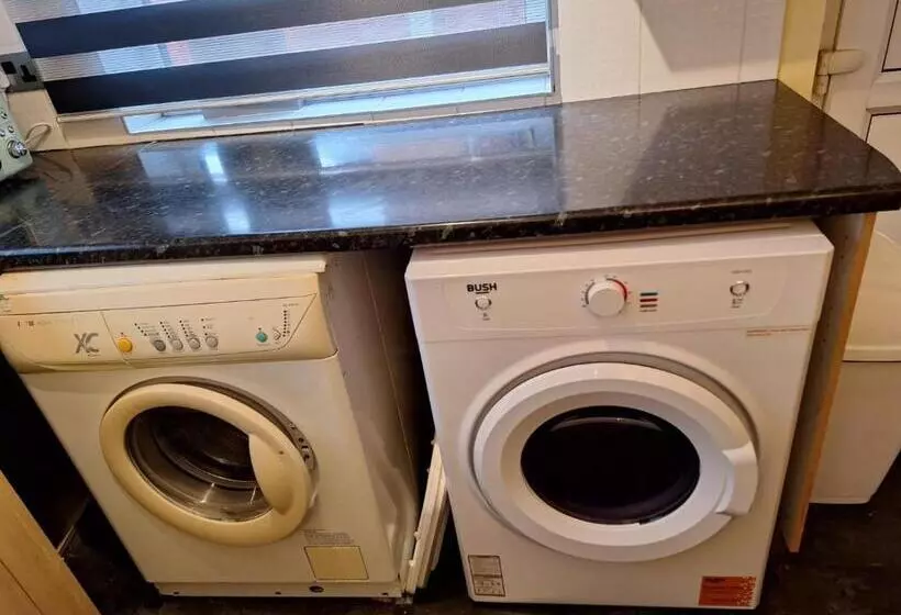 ペンション Cinematic Journeys