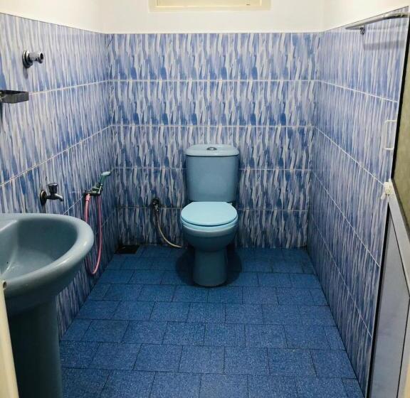 بنسيون The Garden Inn