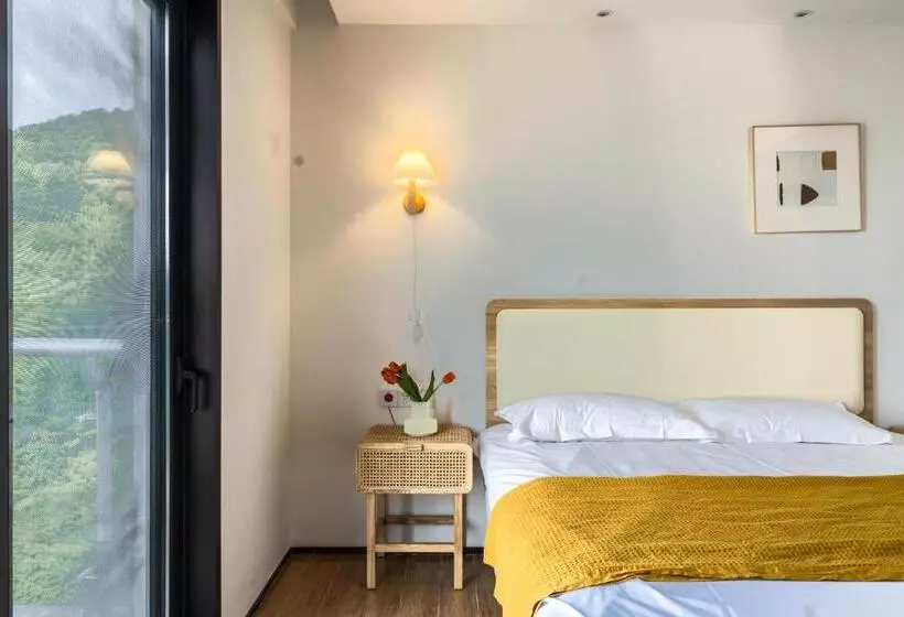 Hotelli Huangshan Taiping Lake Muxin