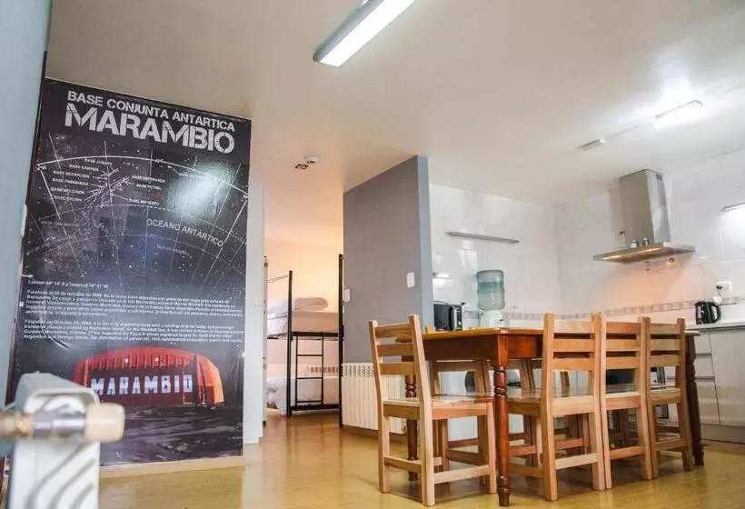 Retkeilymaja Portal Antartlco