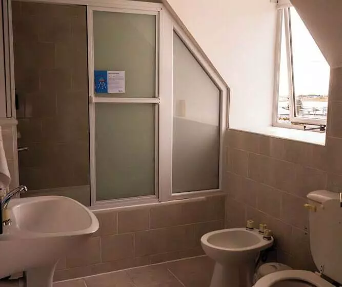 Retkeilymaja Portal Antartlco