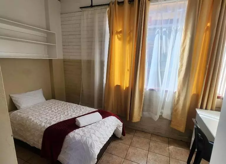 Retkeilymaja Sunny Lodge