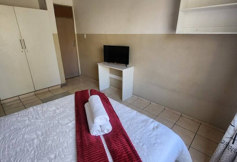 هاستل Sunny Lodge