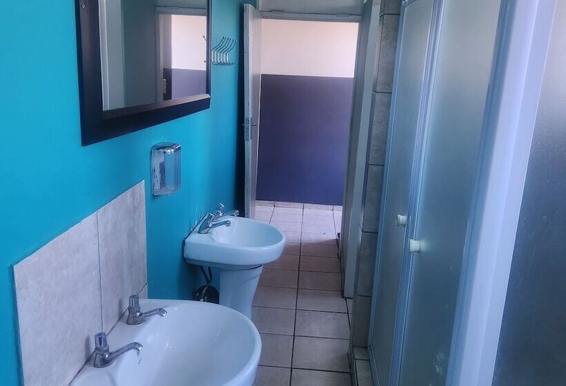 هاستل Sunny Lodge