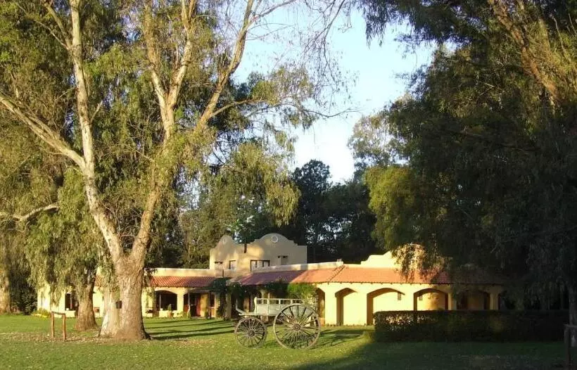 Hotelli Estancia San Mateo
