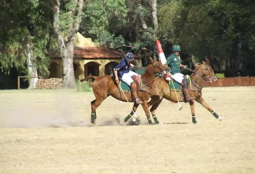 Hotelli Estancia San Mateo