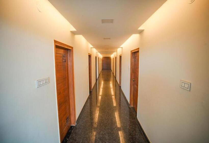 ホテル My Rooms Channapatna