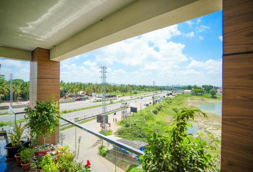 ホテル My Rooms Channapatna