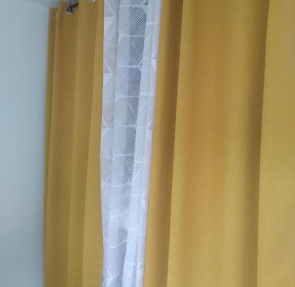 פנסיון Chez Alexia Et Cédric