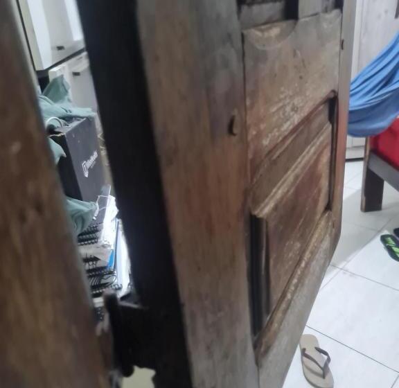 Пансион Delta Confot Hostel