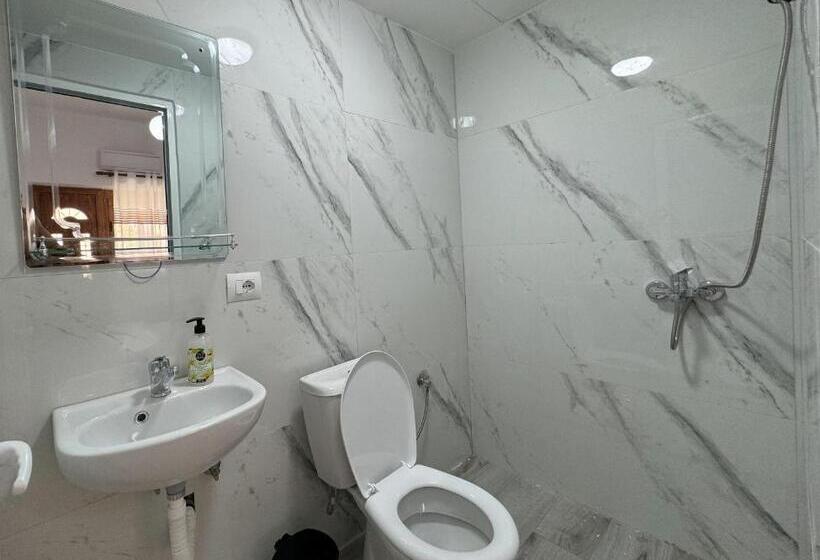 پانسیون Eleonora Guest House