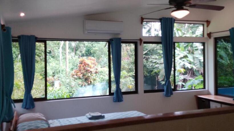 פנסיון Modern Dreamhouse