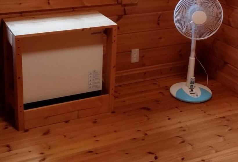 Schronisko 潮ドミ マリンキ 冬は薪ストーブ We Have No Ac