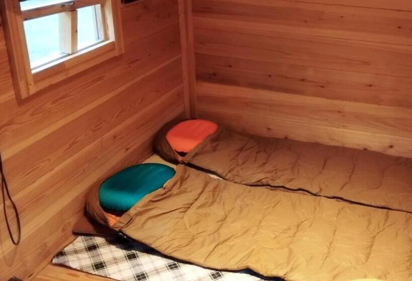 Schronisko 潮ドミ マリンキ 冬は薪ストーブ We Have No Ac