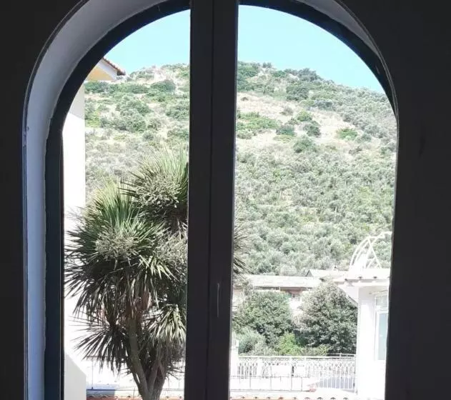 ベッドアンドブレックファースト La Culla Di Minerva