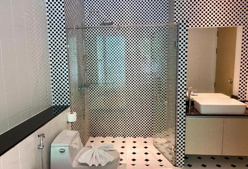 Grand Kamala Falls C3 12 Condo 2 Br Pool Access