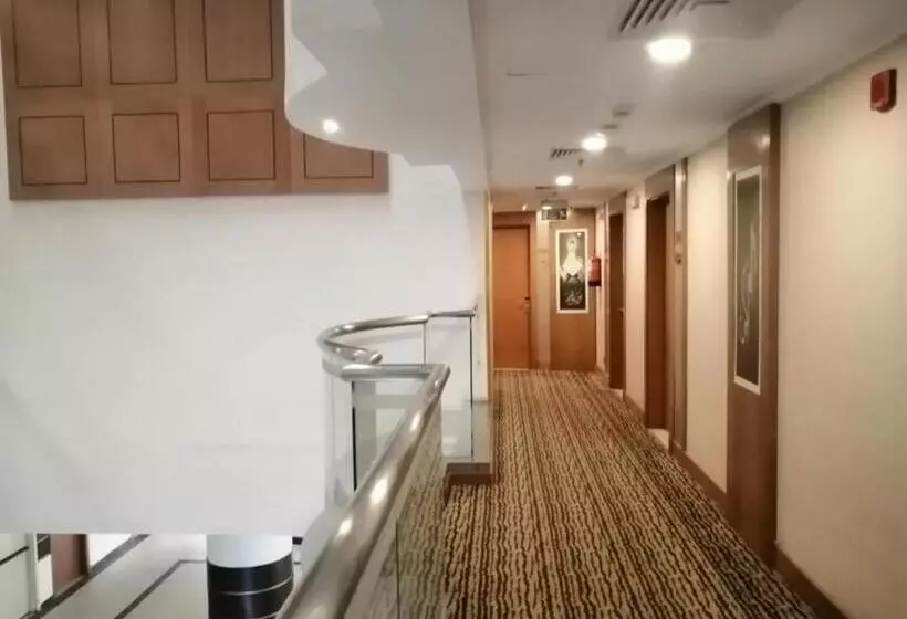 Hotelli Mokhtara Plaza