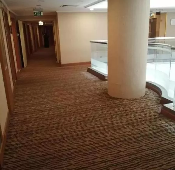 Hotelli Mokhtara Plaza