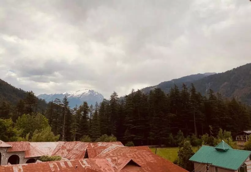ホテル Pine View Cottage & Cafe, Mussoorie   Blissful View From Rooms