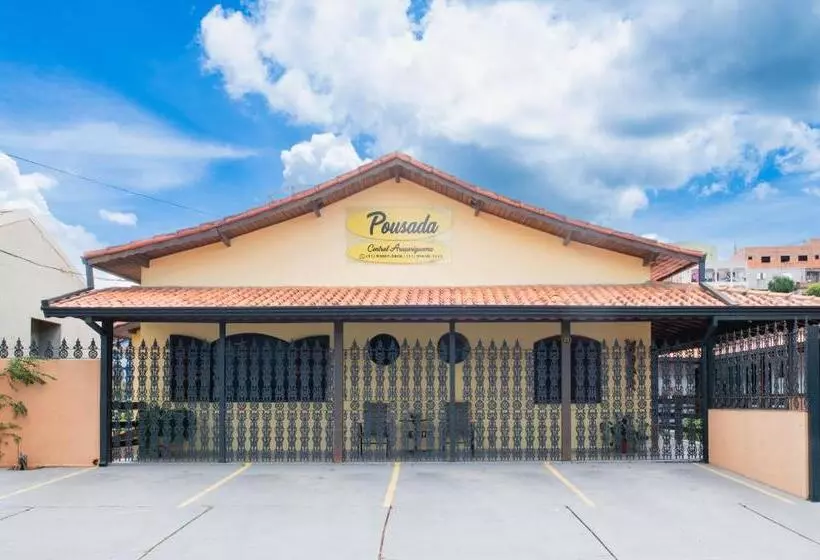 Hotelli Pousada Central