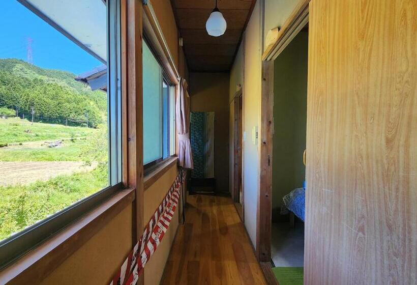 Panzió 民泊ウトカ