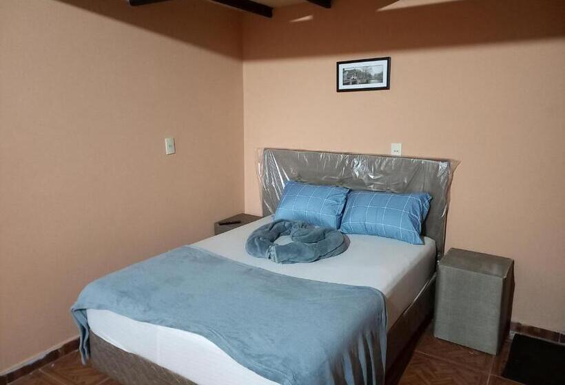 پانسیون Hostal Taito 2