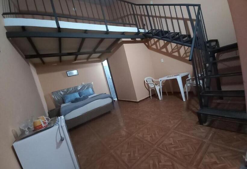 پانسیون Hostal Taito 2