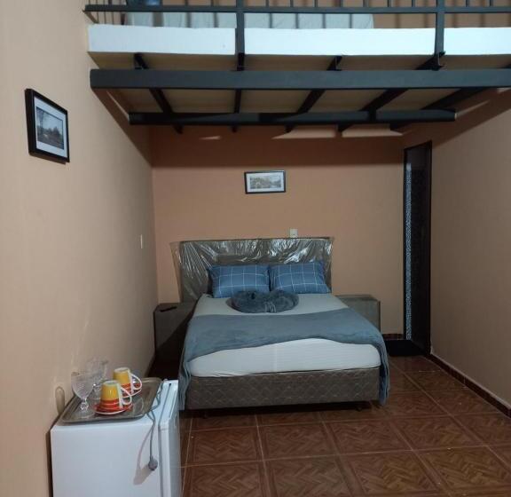 پانسیون Hostal Taito 2