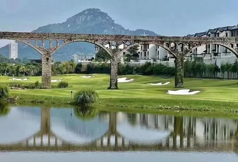 Poltton Century Hotel   Changtai Taoli Chunfeng Branch