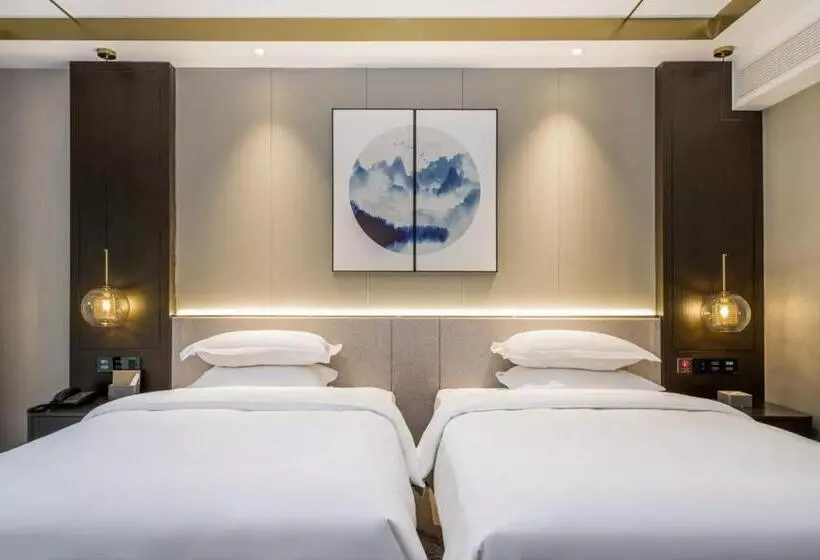 Poltton Century Hotel   Changtai Taoli Chunfeng Branch