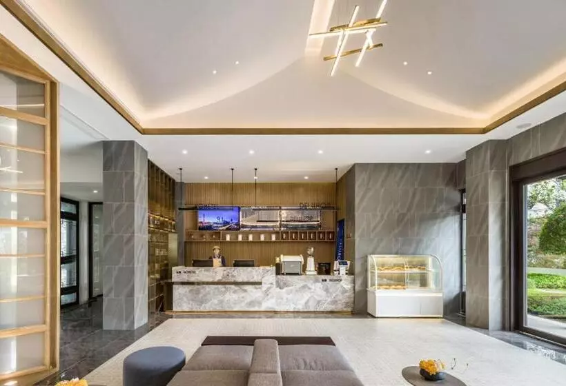 Poltton Century Hotel   Changtai Taoli Chunfeng Branch