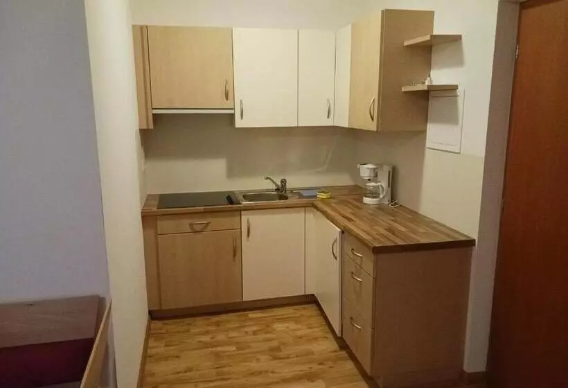 Retkeilymaja Gasthof Alpenrose   Mühleben