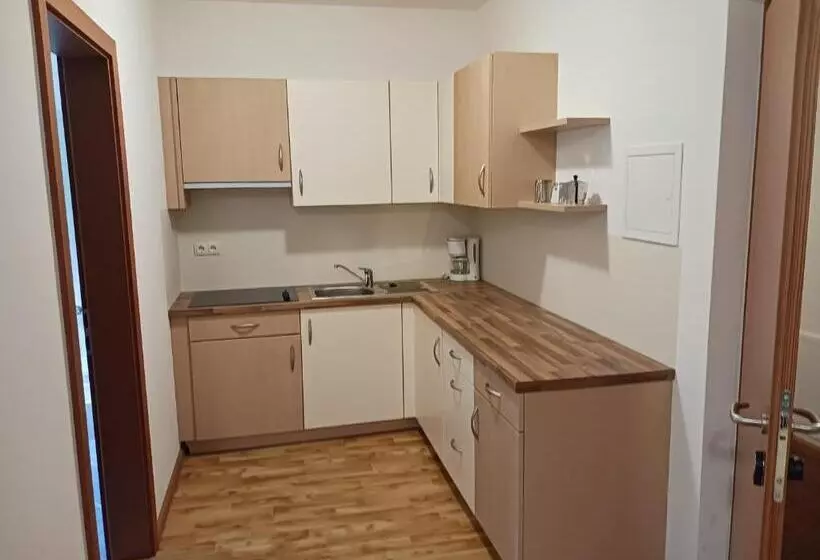 Retkeilymaja Gasthof Alpenrose   Mühleben