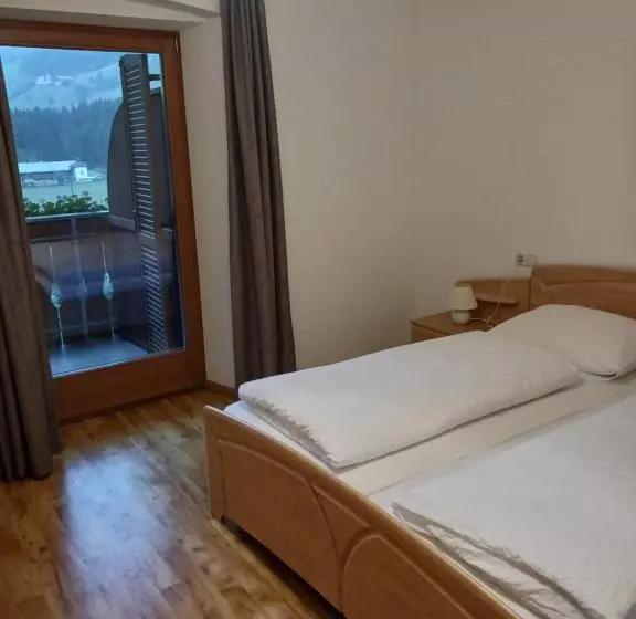 Retkeilymaja Gasthof Alpenrose   Mühleben