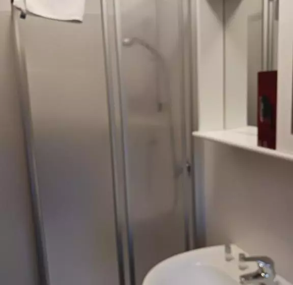 Retkeilymaja Gasthof Alpenrose   Mühleben