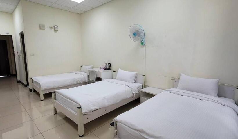 هاستل Hello Inn 哈囉行旅屏東館