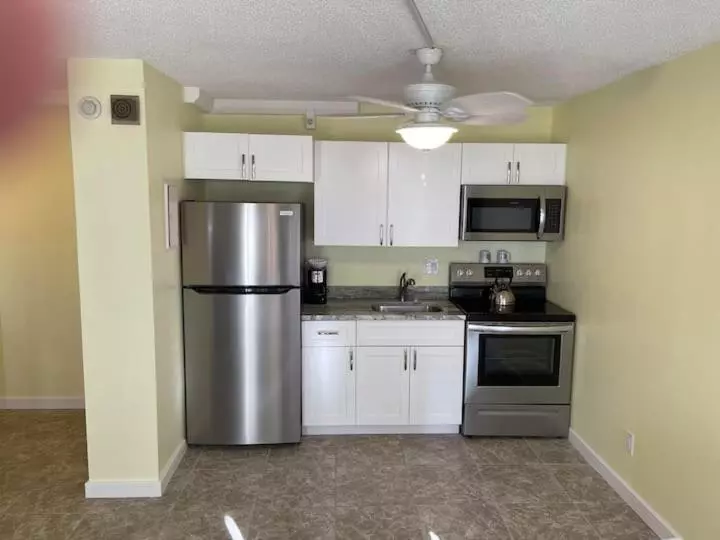 Beautiful Penthouse Condo Fort Myers Beach