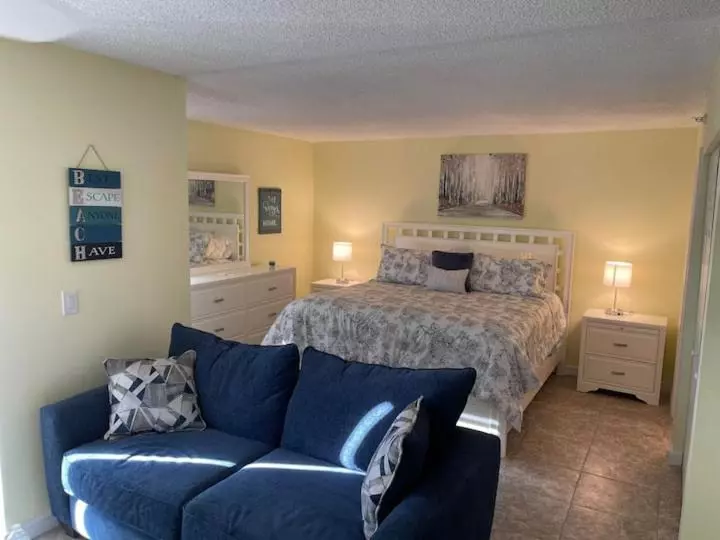 Beautiful Penthouse Condo Fort Myers Beach